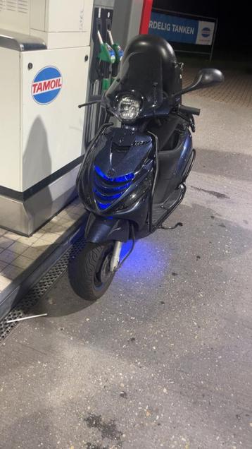Piaggio zip 50cc 4t full option beschikbaar voor biedingen