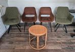 4 stijlvolle stoelen met rotan bijzettafel, Huis en Inrichting, Stoelen, Ophalen, Bruin, Zo goed als nieuw, Vier