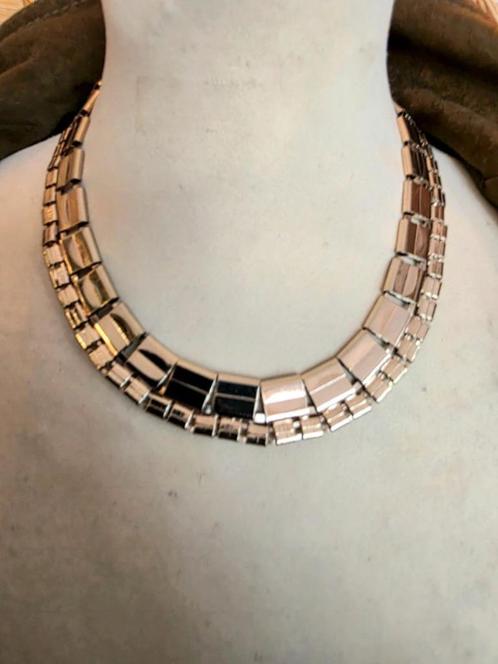 YV6220: Vintage 80s Interlocking Necklace Ketting, Sieraden, Tassen en Uiterlijk, Kettingen, Gebruikt, Overige materialen, Goud