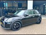 Mini 3-deurs (f56) Electric 184pk Aut 2021 Zwart, Auto's, Mini, Stof, 4 stoelen, Navigatiesysteem, Elektrisch