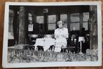 Originele foto uit 1946 met Poster Sneek week, Verzamelen, Ophalen of Verzenden, 1940 tot 1960, Gebruikt