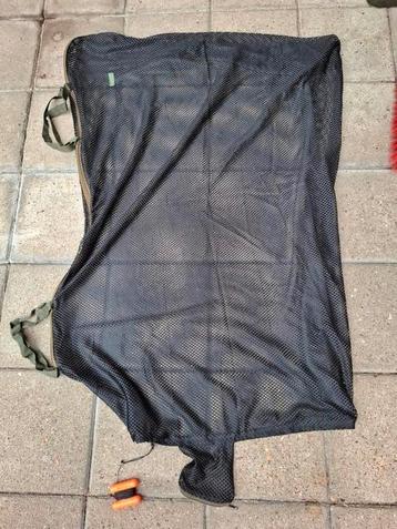 Fox Safety Carp Sack met H Block in goede staat  beschikbaar voor biedingen