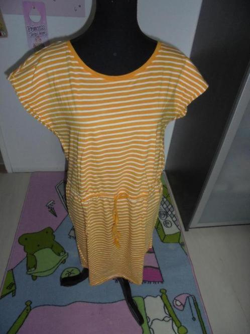 Geel gestreept jurkje merk ONLY maat 42, Kleding | Dames, Jurken, Zo goed als nieuw, Maat 42/44 (L), Geel, Boven de knie, Ophalen of Verzenden