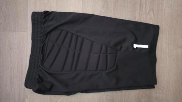 KEEPERSBROEK KORT XL beschikbaar voor biedingen