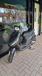 Piagio Zip, Fietsen en Brommers, Scooters | Piaggio, Ophalen, Maximaal 45 km/u, Zip, Zo goed als nieuw