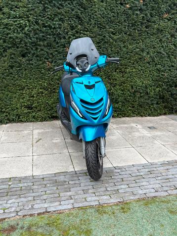 Piaggio zip 80cc brom beschikbaar voor biedingen