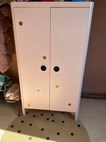 IKEA Kinderkledingkast - Roze beschikbaar voor biedingen