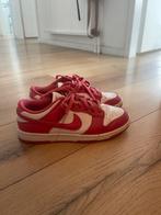 Nike dunk low 38,5, Kleding | Dames, Schoenen, Nike, Nieuw, Ophalen of Verzenden, Sneakers of Gympen