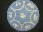 Wedgwood Jasperware bord Cupido - Christmas 1985 - 1986, Ophalen of Verzenden, Zo goed als nieuw, Porselein, Bord of Schaal