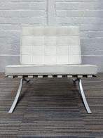 KNOLL Barcelona chair van Mies van der Rohe, Huis en Inrichting, Fauteuils, Ophalen, Minder dan 75 cm, Design, Zo goed als nieuw