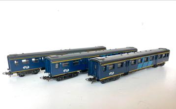 Drie keer Lima NS sneltrein wagen HO beschikbaar voor biedingen