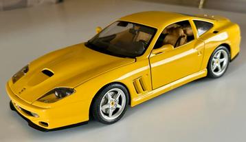 Ferrari 550 Maranello (1996 Bburago) beschikbaar voor biedingen