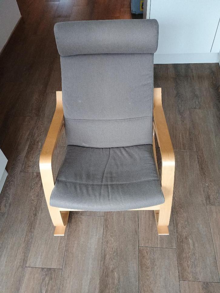 IKEA schommelstoel POANG - nog in prima staat, Huis en Inrichting, Stoelen, Gebruikt, Eén, Hout, Stof, Grijs, Ophalen