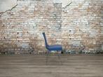 Montis Jim blauw bij TheReSales, Huis en Inrichting, Stoelen, Blauw, Ophalen of Verzenden, Zo goed als nieuw, Metaal