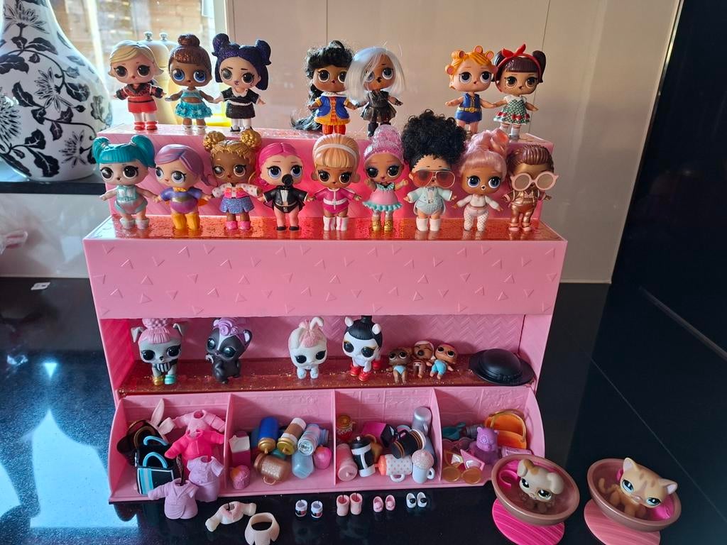 LOL Surprise Verzameling met Display, Ophalen of Verzenden, Gebruikt, Babypop