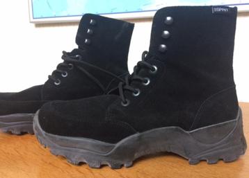 Zwarte esprit suède veter booties met profielzool maat 41 beschikbaar voor biedingen