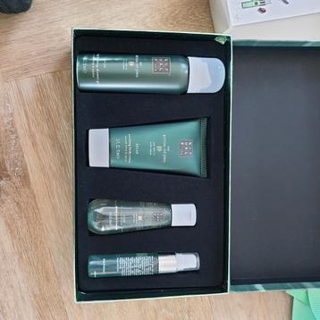 Nieuw rituals setje  beschikbaar voor biedingen