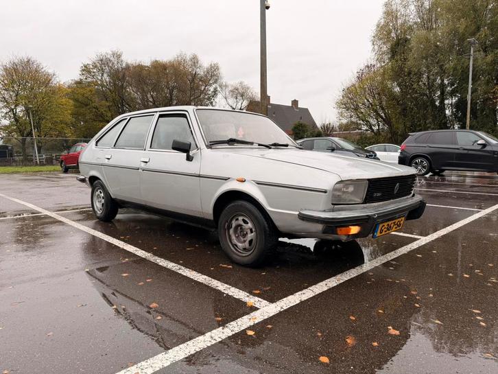 Renault 20 GTD 2.0 Diesel belastingvrij met APK, Auto's, Oldtimers, Particulier, Centrale vergrendeling, Elektrische ramen, Trekhaak