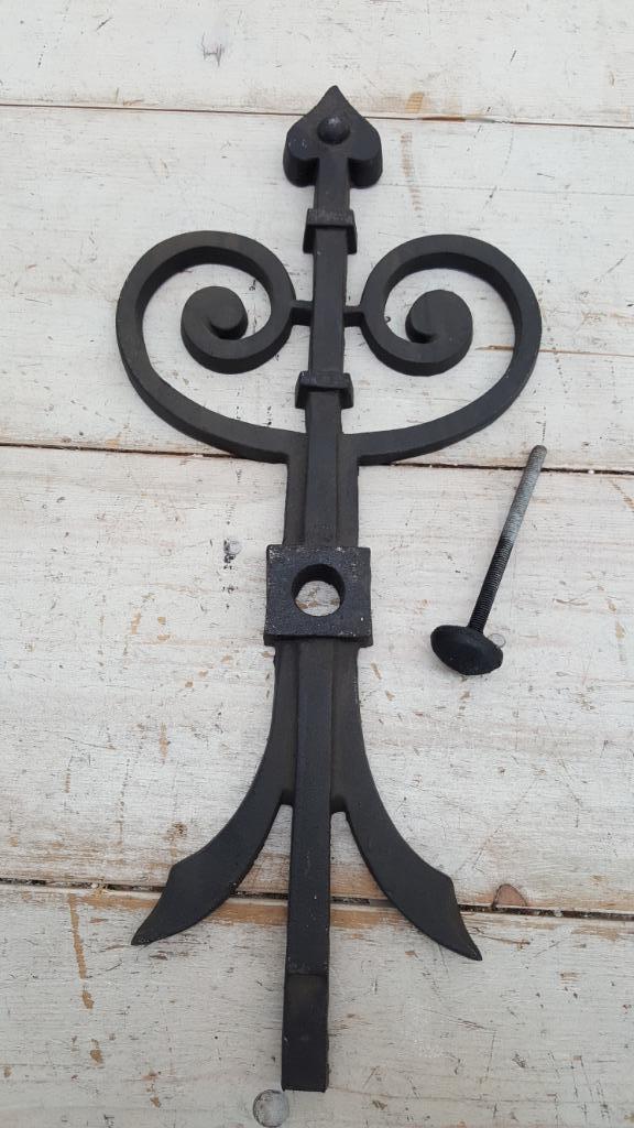 Muurankers zwart gietijzer, Antiek en Kunst, Curiosa en Brocante, Ophalen of Verzenden