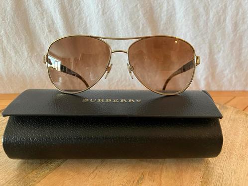 Burberry dames aviator model, Sieraden, Tassen en Uiterlijk, Zonnebrillen en Brillen | Dames, Nieuw, Bril, Overige merken, Bruin