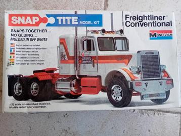 Amerikaanse truck schaal 1/32 beschikbaar voor biedingen
