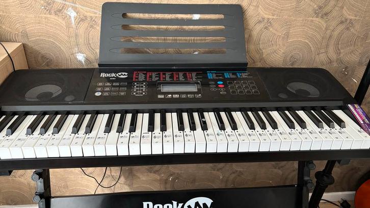 RockJam Keyboard Compleet Pakket!, Muziek en Instrumenten, Keyboards, Zo goed als nieuw, Overige aantallen, Overige merken, Met standaard