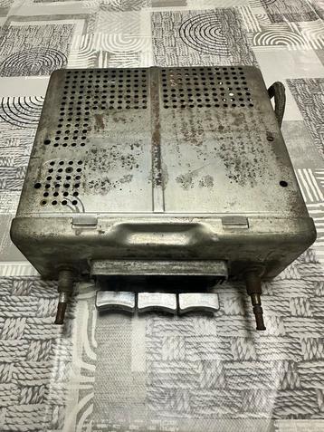 Vintage Autoradio - Opknapper/Onderdelen beschikbaar voor biedingen
