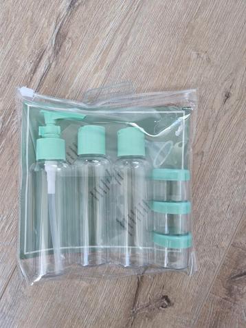 Reisset beschikbaar voor biedingen