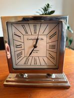 Stijlvolle tafelklok van Ladderfield & Fox – zilverkleurig, Ophalen of Verzenden, Zo goed als nieuw, Analoog, Staande klok