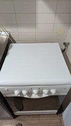 Gasfornuis, Witgoed en Apparatuur, Fornuizen, Ophalen, Gebruikt, 4 kookzones, Gas