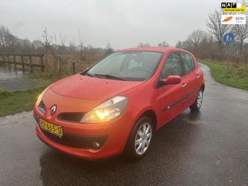 Renault Clio 1.2-16V Authentique Airco Radio/Cd beschikbaar voor biedingen