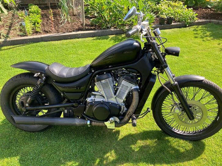 Suzuki Intruder VS700 | 1986 | 16324 | Goed onderhouden, Motoren, Motoren | Suzuki, Particulier, Chopper, meer dan 35 kW, 2 cilinders