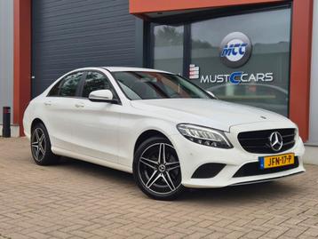 Mercedes-Benz C-Klasse 180 9G DCT aut/LED/Camera/Stoelvw/Amg beschikbaar voor biedingen