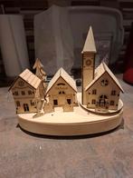 Speeldoos hout dorpje, Diversen, Kerst, Ophalen of Verzenden, Zo goed als nieuw