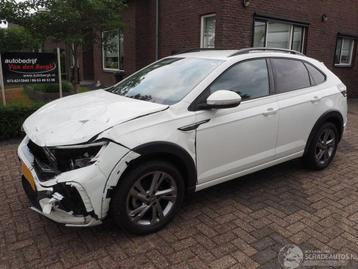 Volkswagen Taigo 1.0 TSI R-Line DSG (bj 2023, automaat) beschikbaar voor biedingen