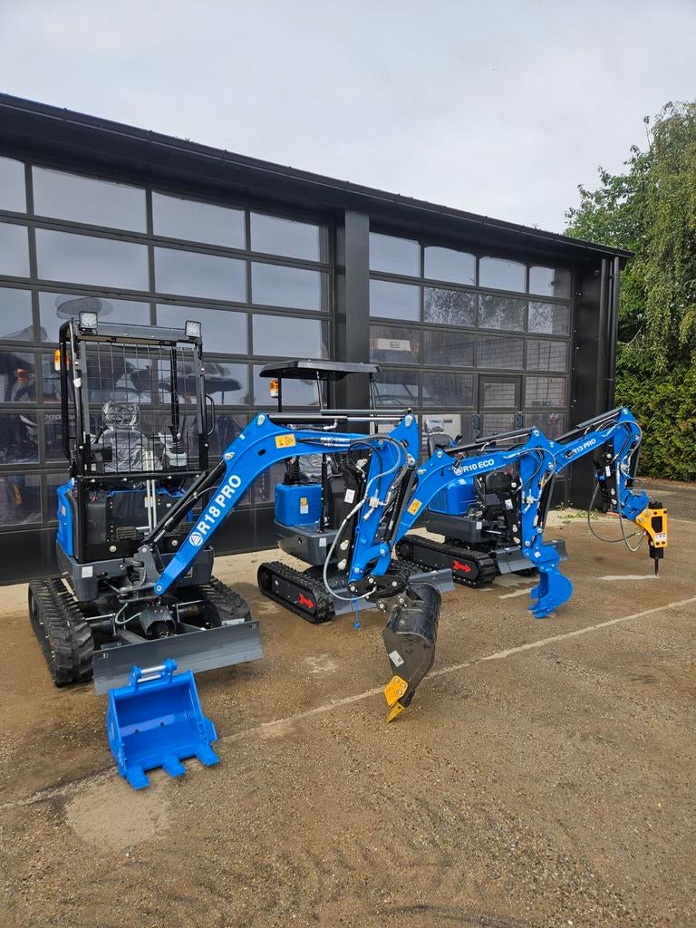 Minigraver actie!. Kubota motoren. Rippa power, 400 m², Huur, Opslag of Loods