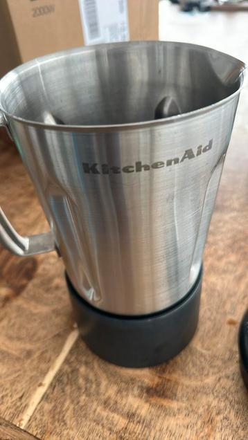 Kitchen aid rvs kan met deksel en extra aandrijfblokje beschikbaar voor biedingen