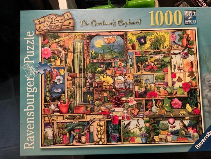 Ravensburger puzzel “The Gardener’s Cupboard”, Hobby en Vrije tijd, Denksport en Puzzels, Zo goed als nieuw, Legpuzzel, 500 t/m 1500 stukjes