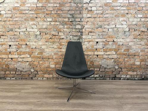 Offecct Spoon bij TheReSales, Huis en Inrichting, Fauteuils, Zo goed als nieuw, Leer, Metaal, 50 tot 75 cm, 75 tot 100 cm, Ophalen of Verzenden