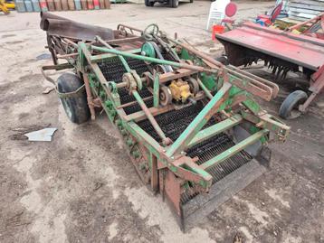 Agrarische machines aardappelrooier banden  beschikbaar voor biedingen