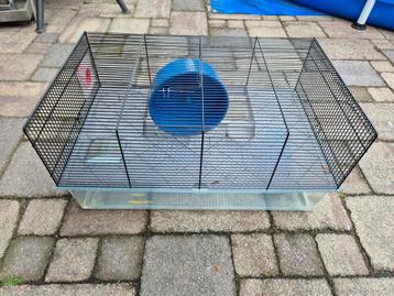 Kooi voor hamster met toebehoren  beschikbaar voor biedingen