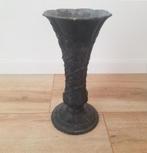 Oude brocante tuinvaas zwart, Ophalen of Verzenden