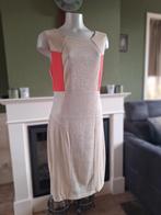 Eroke beige jurk met open rug IT 48 NL 44, Kleding | Dames, Jurken, Verzenden, Beige, Maat 42/44 (L), Zo goed als nieuw