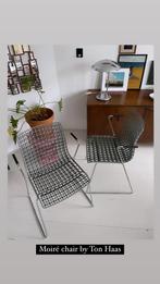 2 moiré buisframe stoelen door Ton Haas grijs, Huis en Inrichting, Grijs, Metaal, Twee, Zo goed als nieuw