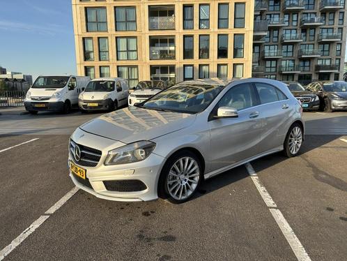 Mercedes-Benz A-Klasse A180 1.6 Blue EFF Automaat 2013 Grijs, Auto's, Mercedes-Benz, Particulier, A-Klasse, ABS, Airbags, Airconditioning