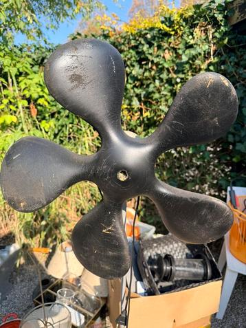 Flowerpower design ventilator beschikbaar voor biedingen