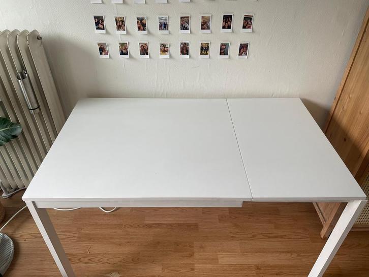 Bureau + Bureaustoel, Huis en Inrichting, Bureaus, Zo goed als nieuw, Ophalen