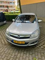 Opel Astra 1.6 16V GTC 2005 Grijs, 47 €/maand, Origineel Nederlands, Te koop, Zilver of Grijs