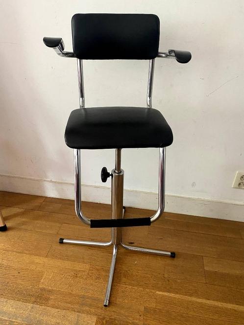 Kinder (kapper)stoel - Gispen Stijl, Huis en Inrichting, Stoelen, Gebruikt, Eén, Kunststof, Metaal, Zwart, Ophalen