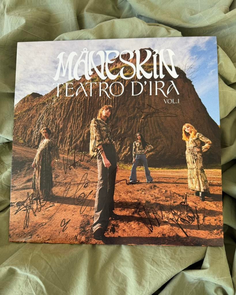 Måneskin – Teatro D’Ira: Vol. I Orange Vinyl Signed, Ophalen of Verzenden, Zo goed als nieuw, 12 inch